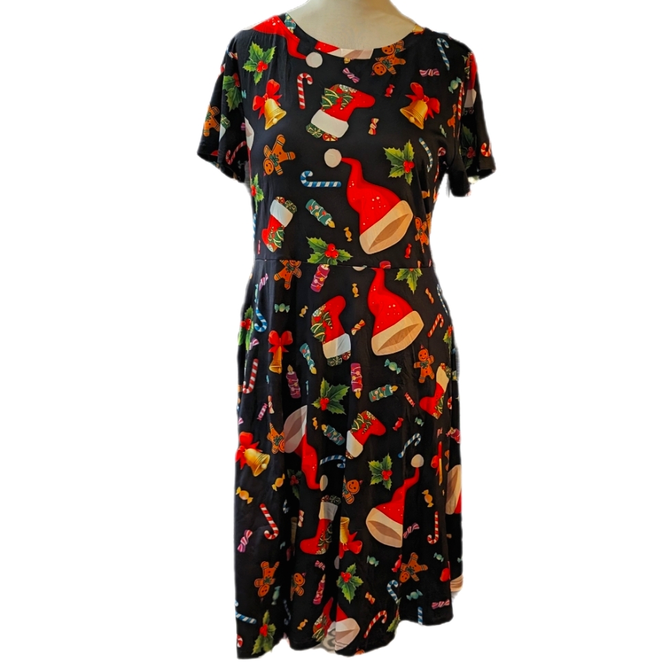 Christmas Dress Sz LXl Santa Hats Candy Canes Stockings And More Short Sleeve